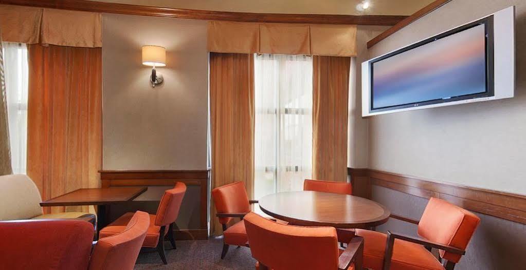 Hyatt Place-Dallas/Арлингтън Екстериор снимка